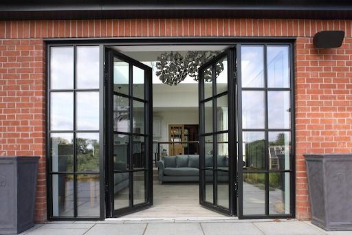 Bifold Doors: Modern Solutions for Stylish Living Spaces